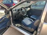 Gebraucht Fiat Punto 80 PS (58 kW) 2002 Silber Kleinwagen