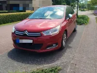 Gebraucht Citroën C4 Tendance 114 PS (83 kW) 2013 Rot Limousine