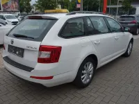 Gebraucht Skoda Octavia Ambition 110 PS (80 kW) 2015 Weiß Kombi