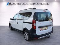 Gebraucht Dacia Dokker Stepway 116 PS (85 kW) 2016 Weiß Van / Kleinbus