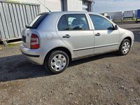 Gebraucht Skoda Fabia Ambiente 101 PS (74 kW) 2005 Silber Limousine