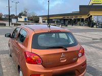 Gebraucht Mitsubishi Space Star 71 PS (52 kW) 2017 Orange Kleinwagen