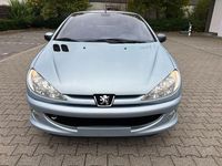 Gebraucht Peugeot 206 CC 109 PS (80 kW) 2004 Blau Cabrio