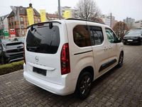 Gebraucht Opel Combo Life 131 PS (96 kW) 2024 Weiß Van / Kleinbus