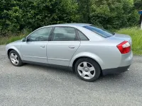Gebraucht Audi A4 130 PS (95 kW) 2001 Silber Limousine