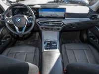 Gebraucht BMW 320 Advantage 184 PS (135 kW) 2023 Schwarz Kombi