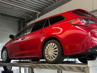 Gebraucht Toyota Corolla Team 196 PS (144 kW) 2021 Rot Kombi
