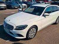 Gebraucht Mercedes C220 194 PS (142 kW) 2019 Weiß Kombi
