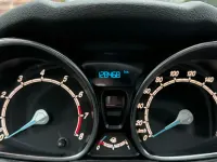 Usata Ford Fiesta 81 CV (59 kW) 2014 Bianco Utilitaria