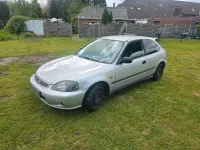 Second-hand Honda Civic 75 CP (55 kW) 2000 Argintiu Hatchback