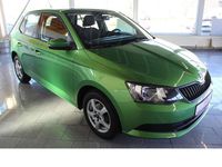 Gebraucht Skoda Fabia Active 75 PS (55 kW) 2015 Grün Limousine