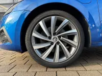 Gebraucht Skoda Octavia First Edition 204 PS (150 kW) 2021 Blau Kombi