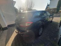 Gebraucht Ford Mondeo S 140 PS (102 kW) 2011 Grau Kombi