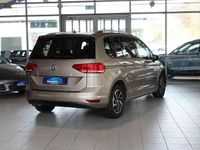 Gebraucht VW Touran Join 150 PS (110 kW) 2018 Beige Van / Kleinbus