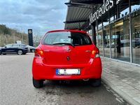 Gebraucht Toyota Yaris 101 PS (74 kW) 2009 Rot Kleinwagen