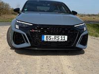 Gebraucht Audi RS3 Ambiente 400 PS (294 kW) 2023 Grau Limousine