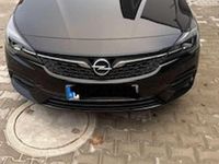 Używany Opel Astra Elegance 122 KM (89 kW) 2020 Czarny Sedan/Limuzyna