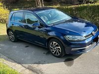Gebraucht VW Golf VII Join 116 PS (85 kW) 2018 Blau Limousine