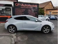 Second-hand Opel Astra 165 CP (121 kW) 2012 Alb Coupe