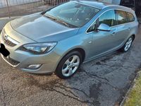 Gebraucht Opel Astra Innovation 179 PS (131 kW) 2011 Grau Kombi