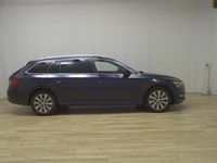 Gebraucht Skoda Superb Style 150 PS (110 kW) 2022 Blau Kombi