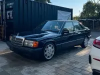Gebraucht Mercedes 190 118 PS (86 kW) 1990 Blau Limousine