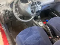 Gebraucht Peugeot 206 75 PS (55 kW) 2002 Rot Kleinwagen