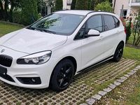 Gebraucht BMW 216 Advantage 116 PS (85 kW) 2016 Weiß Kombi