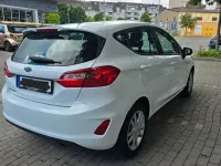 Gebraucht Ford Fiesta Trend 71 PS (52 kW) 2017 Weiß Kleinwagen