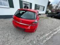 Usata Opel Astra 90 CV (66 kW) 2009 Rosso Berlina