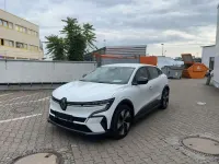 Gebraucht Renault Megane E-Tech Equilibre 96 kW (131 PS) 2022 Gletscherweiss Kleinwagen