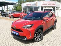 Gebraucht Toyota Yaris Cross Team 131 PS (96 kW) 2024 Karminarot metallic SUV