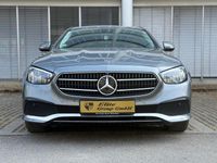 Gebraucht Mercedes E200 197 PS (144 kW) 2021 Selenitgrau Limousine