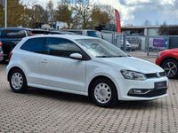 Gebraucht VW Polo LOUNGE 75 PS (55 kW) 2015 Weiß Kleinwagen