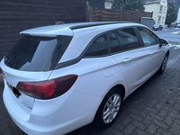 Gebraucht Opel Astra 136 PS (100 kW) 2018 Weiß Kombi