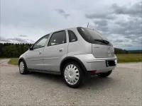 Second-hand Opel Corsa 59 CP (43 kW) 2005 Argintiu Hatchback