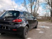 Gebraucht Alfa Romeo 147 120 PS (88 kW) 2003 Schwarz Kleinwagen