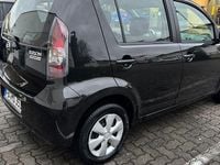 Gebraucht Daihatsu Sirion 69 PS (50 kW) 2009 Schwarz Kleinwagen