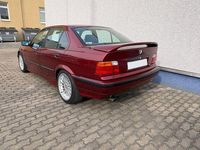 Gebraucht BMW 320 Performance 150 PS (110 kW) 1991 Rot Limousine