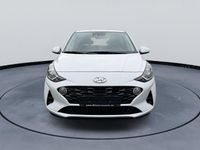 Gebraucht Hyundai i10 Select 67 PS (49 kW) 2022 Weiß Kleinwagen