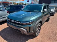 Neu Dacia Duster Journey 154 PS (113 kW) 2026 Zeder grün SUV