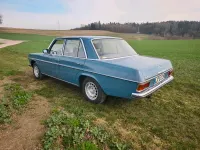 Gebraucht Mercedes 220 60 PS (44 kW) 1976 Blau Limousine