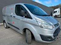 Usado Ford Transit Custom Trend 125 HP (91 kW) 2014 Prateado Monovolume