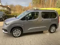 Gebraucht Opel Combo Ultimate 131 PS (96 kW) 2023 Kontrast grau Van / Kleinbus