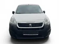 Gebraucht Peugeot Partner Comfort 75 PS (55 kW) 2015 Weiß Van / Kleinbus