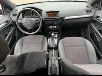 Gebraucht Opel Astra 140 PS (102 kW) 2007 Silber Limousine