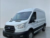 Gebraucht Ford Transit Trend 131 PS (96 kW) 2021 Weiß Van / Kleinbus