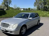 Gebraucht Mercedes E240 Classic 177 PS (130 kW) 2002 Silber Limousine