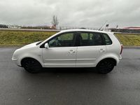 Gebraucht VW Polo 75 PS (55 kW) 2004 Weiß Kleinwagen