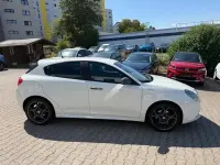 Gebraucht Alfa Romeo Giulietta Sprint 150 PS (110 kW) 2016 Weiß Kleinwagen